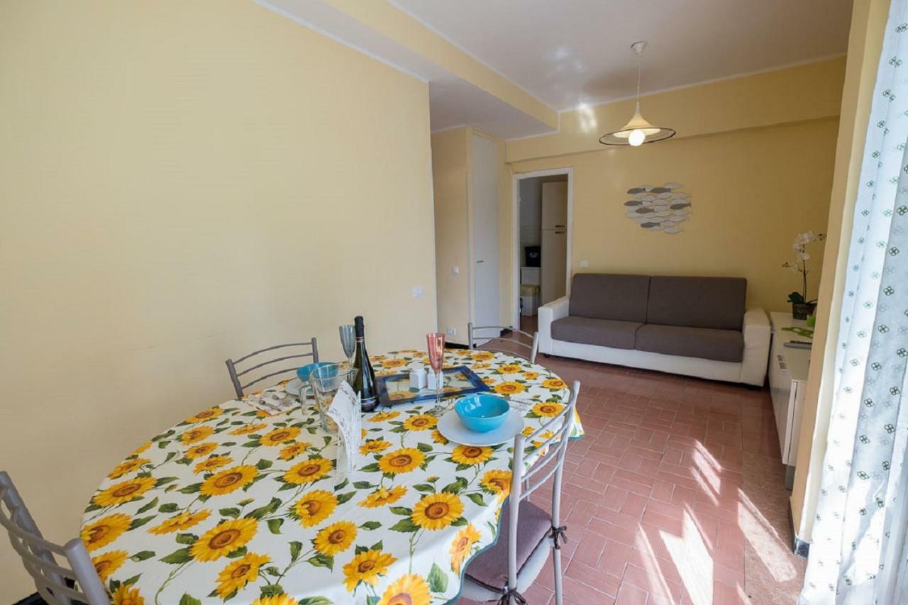 Mae'S Apartment Monterosso al Mare Eksteriør billede